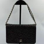CHANEL Wallet On Chain shoulder bag